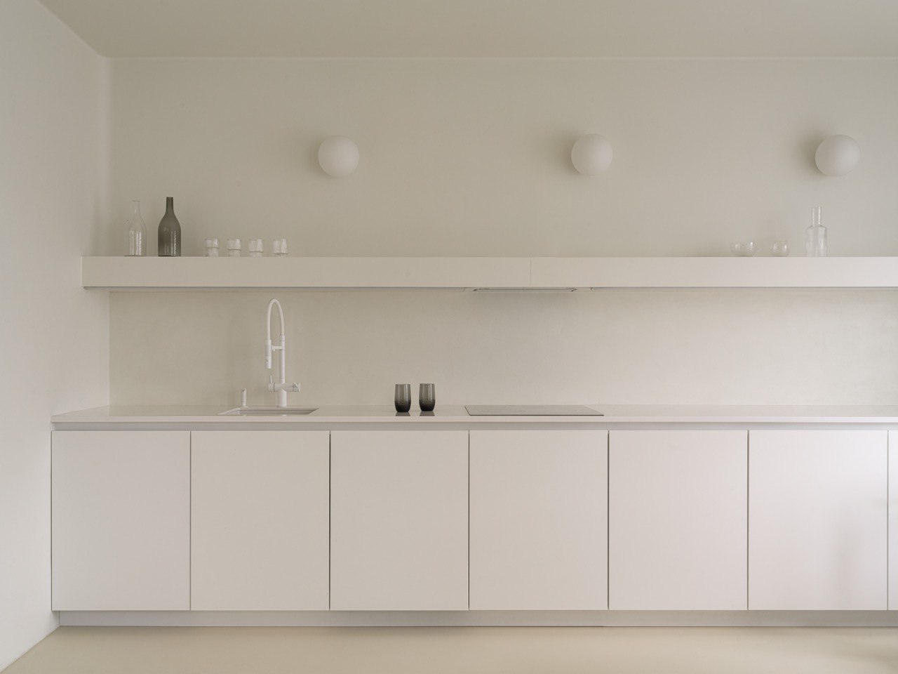 Теплый минимализм — Апартаменты 02